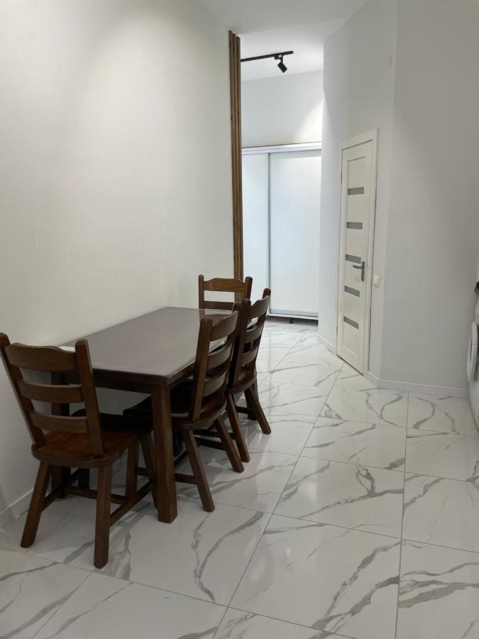 фурманська, 3 Apartment