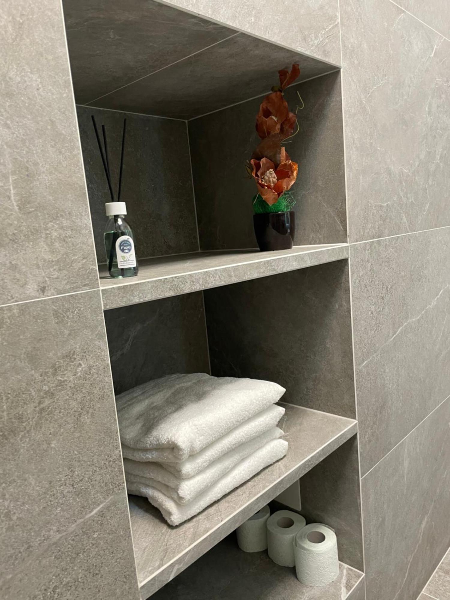 фурманська, 3 *